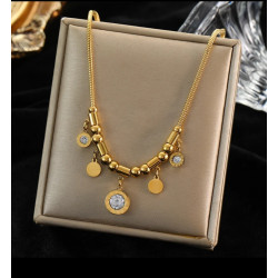ETHNIC WHITE NECKLACE