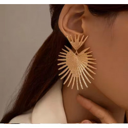 EXTRAVAGANT STYLE EARRINGS