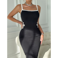 SIDE FLOWER DRESS