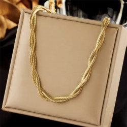 TWIST CHOKER
