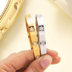 FLOWER ZIRCON BRACELET