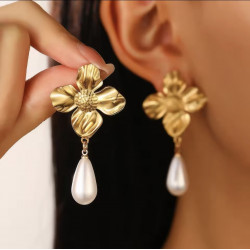 VINTAGE FLOWER EARRINGS