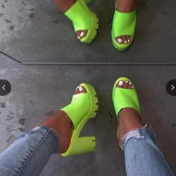 PLATFORM HEEL SANDALS