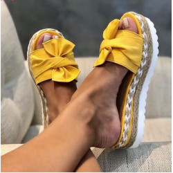 BEACH SANDALS