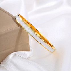 GOLD COLORED BRACELET